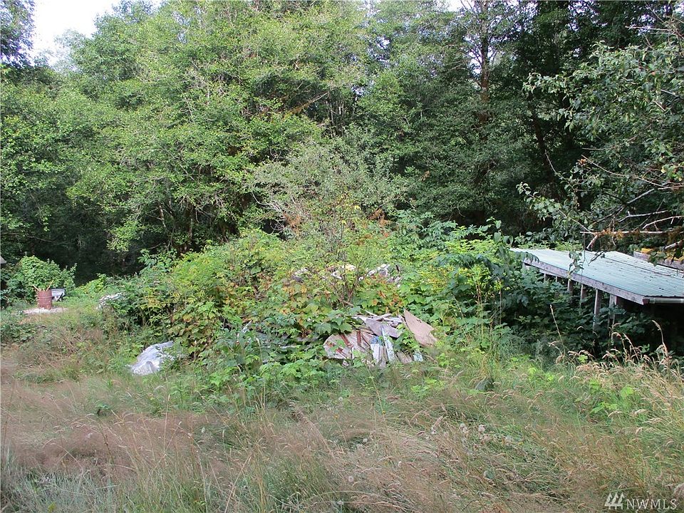 2nd image of 588 Ward Creek Rd