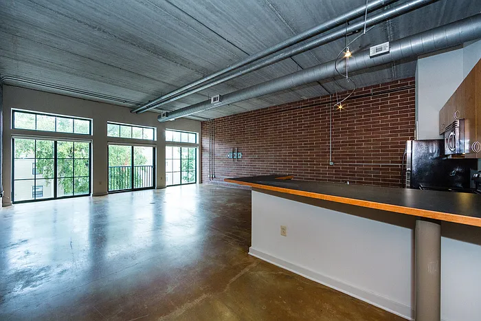 1 bed, 1.0 bath, 966 sqft, $1,595 — Photo 4
