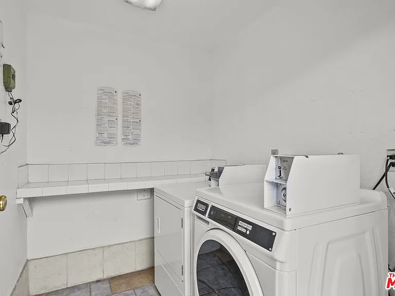 1556 W 227th St #1 — Photo 19