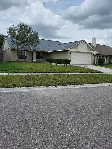 1609 Bent Pine Way Photo 1
