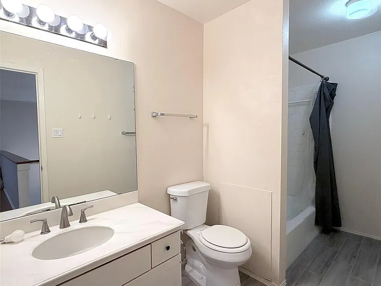 12633 Memorial Dr #74 — Photo 19
