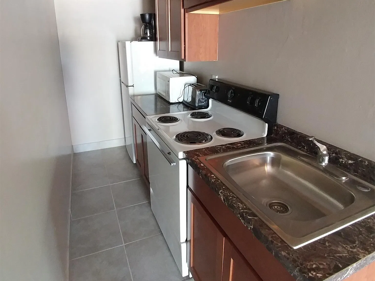 145 W Wickenburg Way — Photo 4