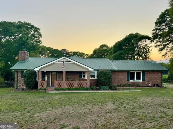 1366 Dove Drake Rd, Royston, GA 30662