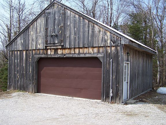 Garage/Barn