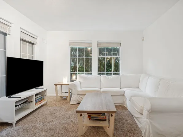 1199 Westwood St #102, Coquitlam, BC V3B 7P6