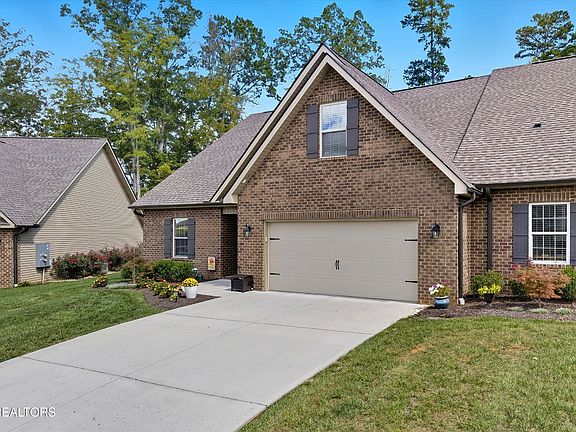 2nd image of 7328 Willow Path Ln