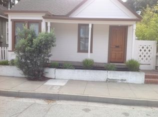 406 17th St, Pacific Grove, CA 93950