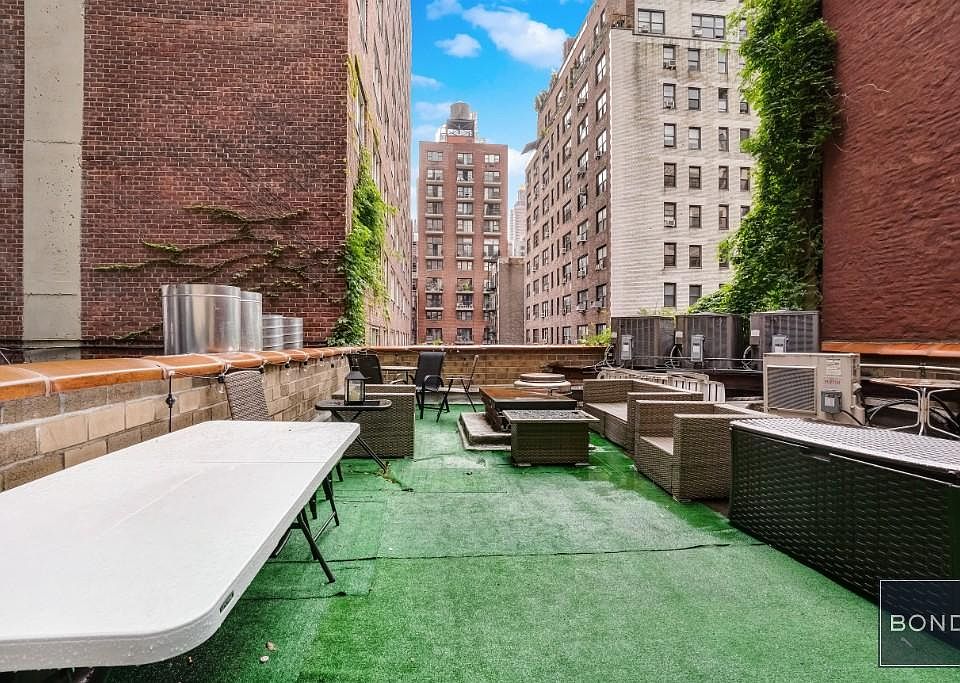 1st image of 382 3rd Ave APT 2C