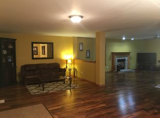 3270 Marbill Farm Rd, Montgomery, IL 60538