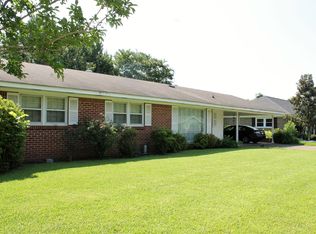 111 Eastwood Dr, Columbus, MS 39702