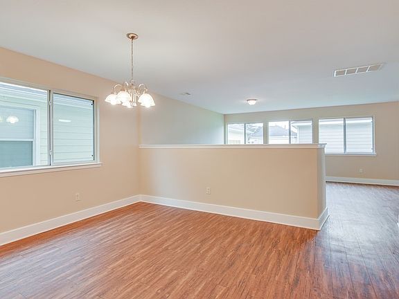 3rd image of 11838 Chanteloup Dr