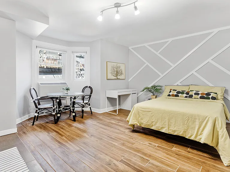 467 Slater St — Photo 37