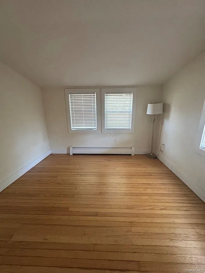 3 bed, 2.0 bath, 1600 sqft, $3,800 — Photo 3