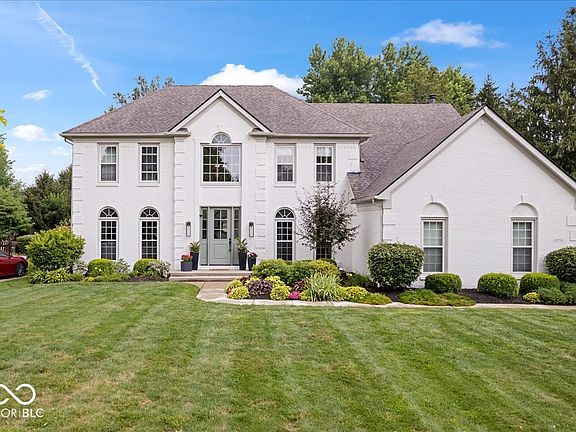 2nd image of 10776 Woodmont Ln