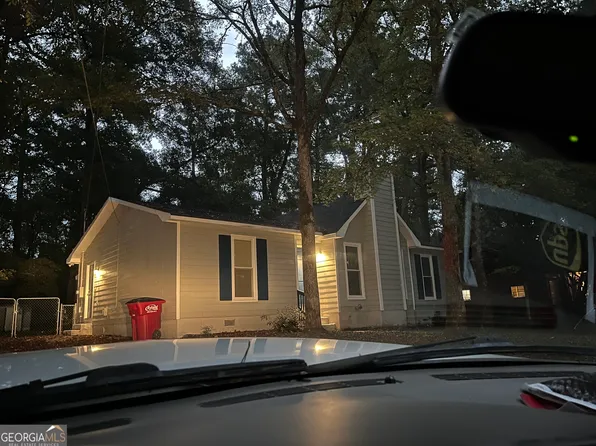 260 Edgewater Dr, Macon, GA 31220