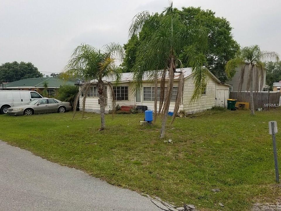 2nd image of 1620 Trout Blvd