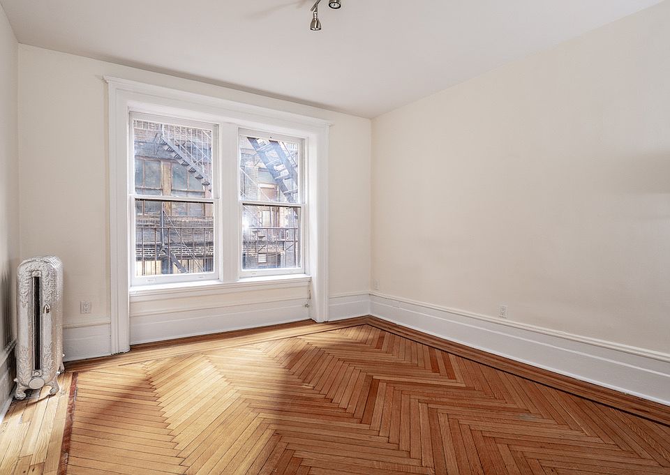 1st image of 26 W 27th St APT 32