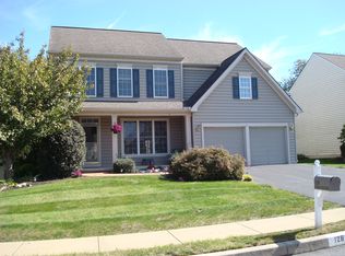 128 Charlan Blvd, Mount Joy, PA 17552
