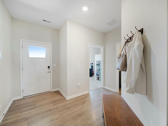 5th image of 268 Mannaseh Dr W