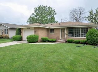 2338 Floyd Dr, Racine, WI 53404