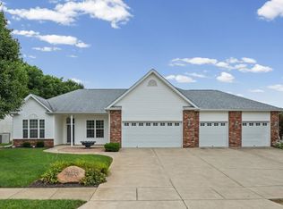 4002 Regal Valley Dr, Lafayette, IN 47909