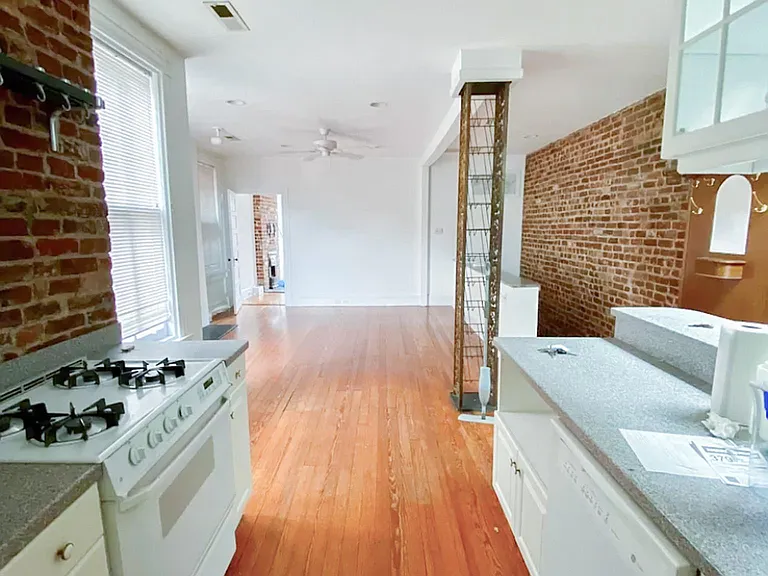 205 N Stafford Ave #2 — Photo 3