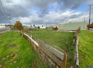 799 Edgewater St NW, Salem, OR