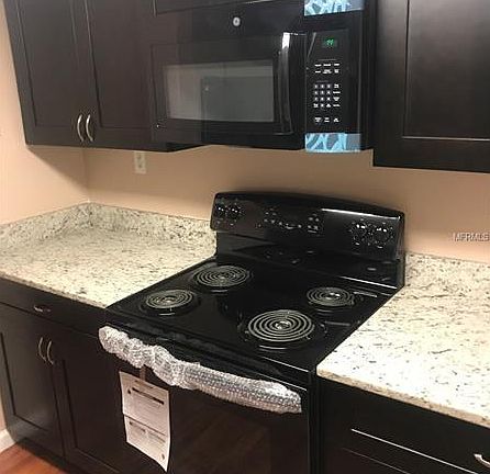 2nd image of 1442 Holden Ave APT B