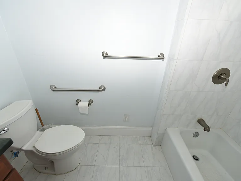 2519 Rockwell Dr — Photo 9