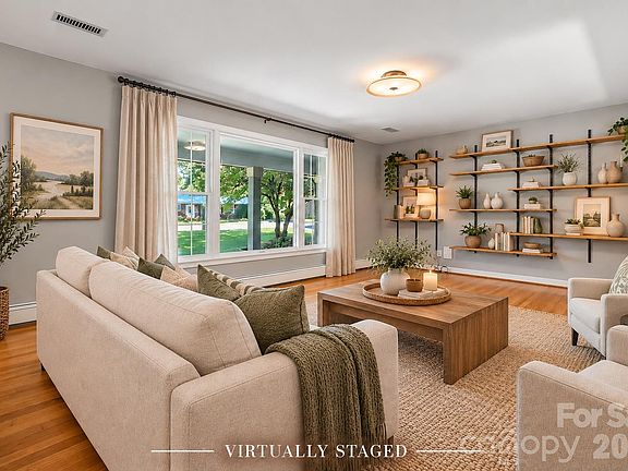 4th image of 267 25th Ave NW