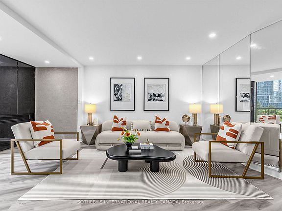 5th image of 33 Harbour Sq #1008