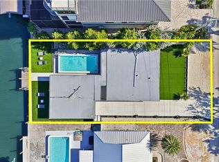239 Curlew ST, FORT MYERS BEACH, FL 33931
