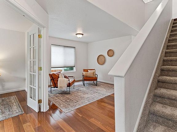 5th image of 2027 Falcon Ridge Dr