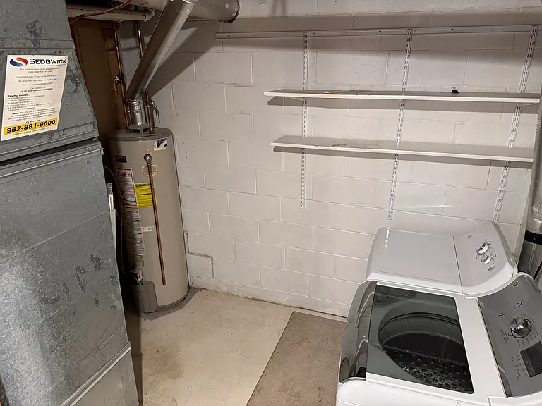 10237 Tarn Cir #10237 — Photo 19