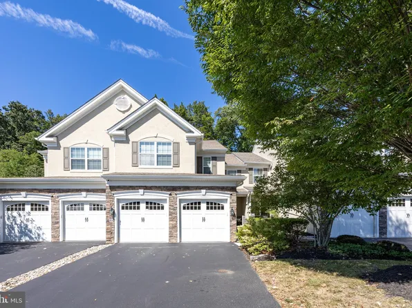 2925 Cottonwood Ln, Chester Springs, PA 19425