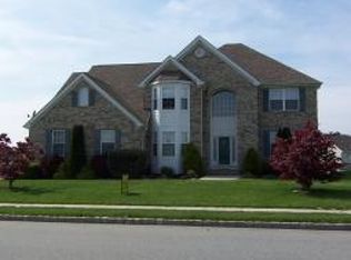 511 Dori Pl, Stewartsville, NJ 08886