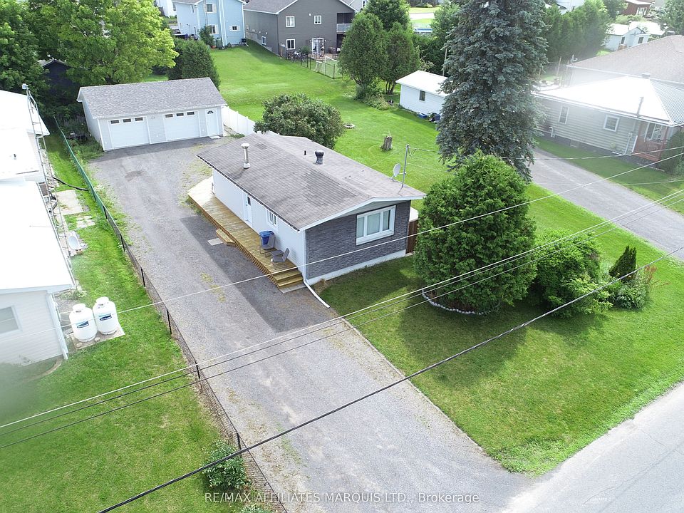 1st image of 25 Church St