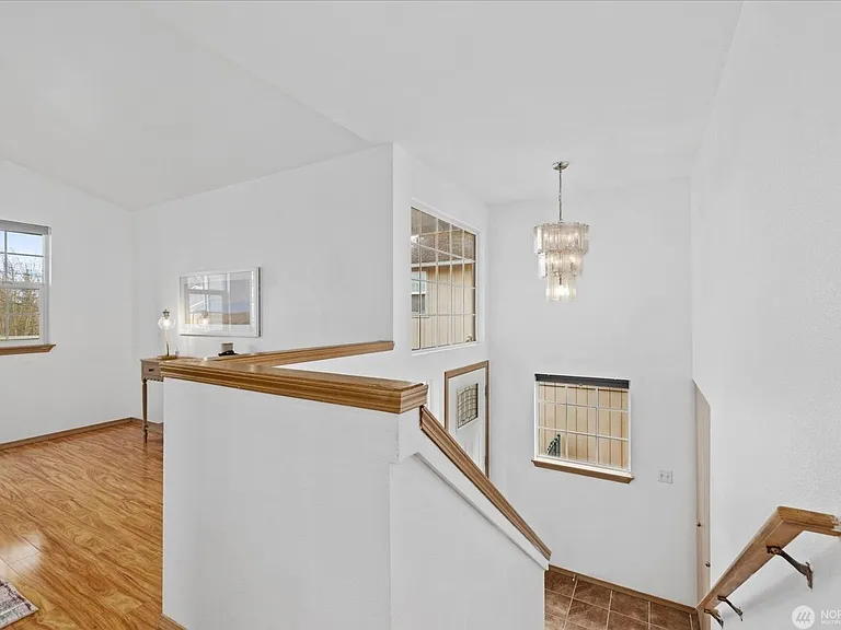 3001 S Charlestown St — Photo 3