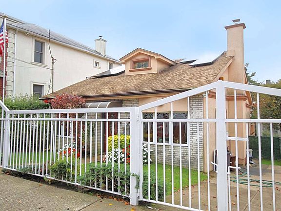3rd image of 2540 E 29th St