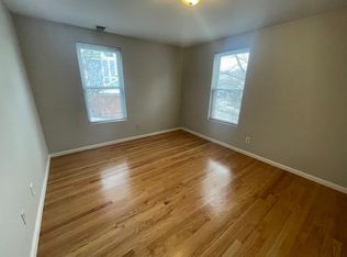 344 Putnam Ave #1, Cambridge, MA 02139