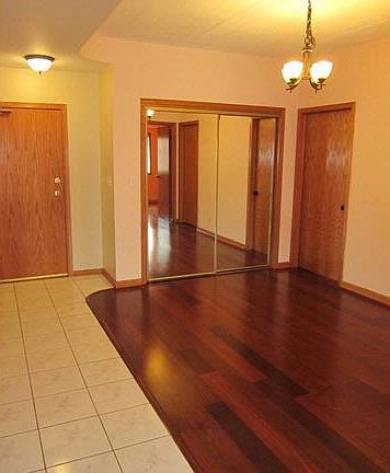 3rd image of 7420 W Lawrence Ave Unit 308