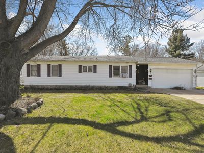 432 E Frank St, Fowlerville, MI, 48836