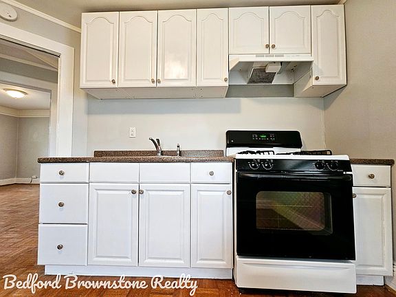 2nd image of 300 Delavan Ave Floor 2