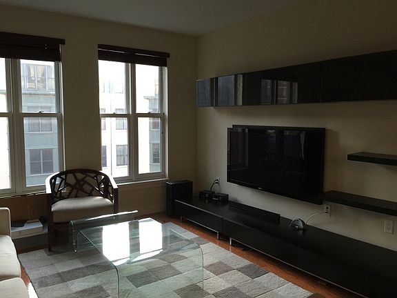 5th image of 38 Maryland Ave Unit 415