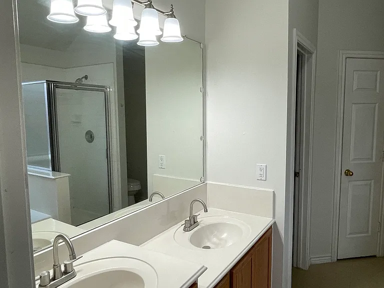 5923 Hatfield Glen Dr — Photo 20