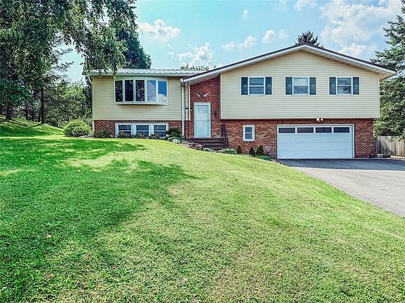 2nd image of 3919 Griffin Rd