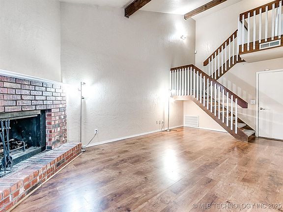 5th image of 6173 S Zunis Ave