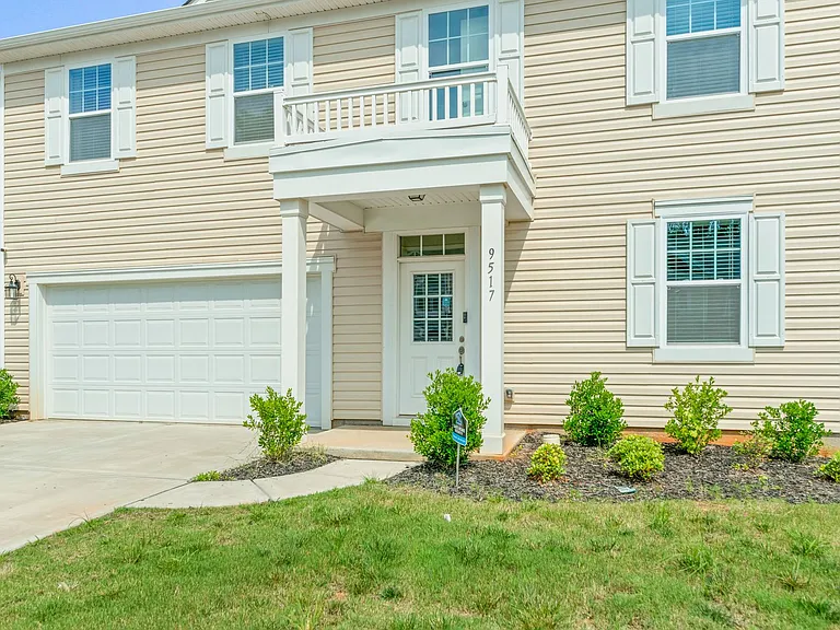 9517 Harvard Oak Ct — Photo 4