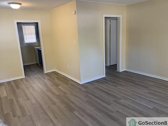 4th image of 3317 Ottawa Ave #B