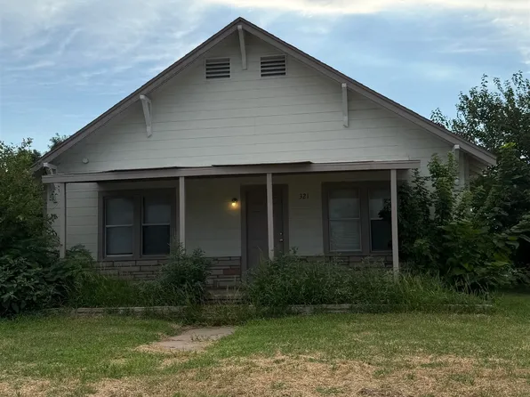 321 N Flynn Ave, Watonga, OK 73772
